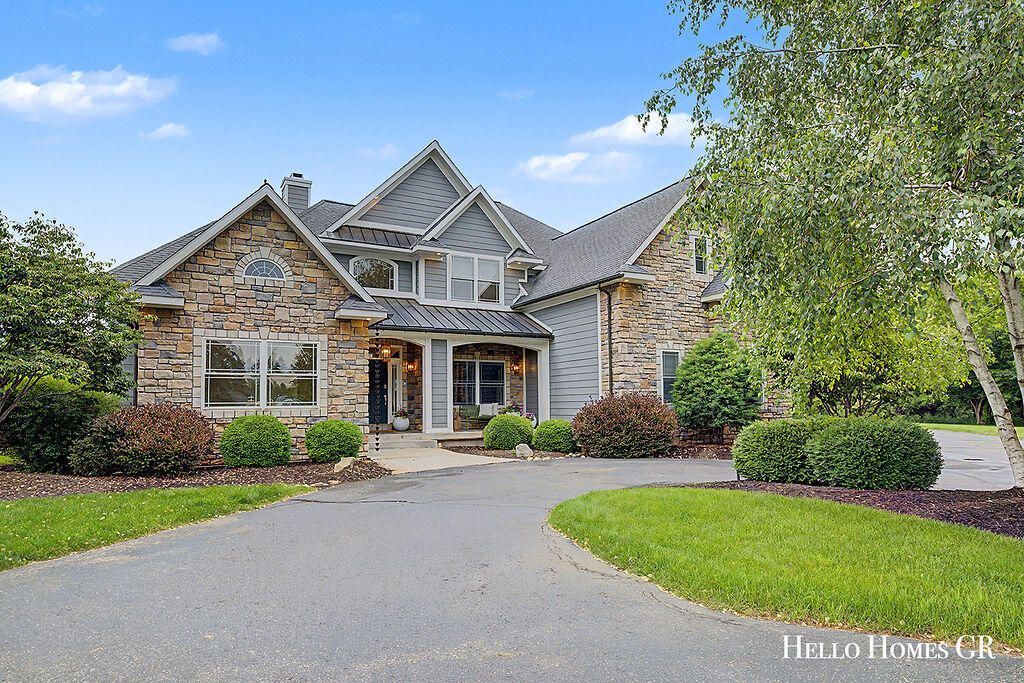 5327 Canyon River Drive Ne, Cannon township