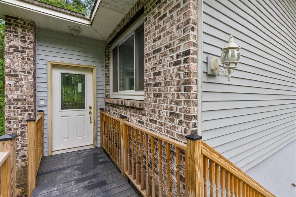 8945 Vergennes Street Se, Ada township