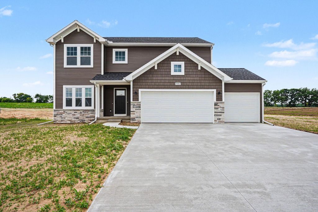 9392 Snow Valley Drive Se, Caledonia township