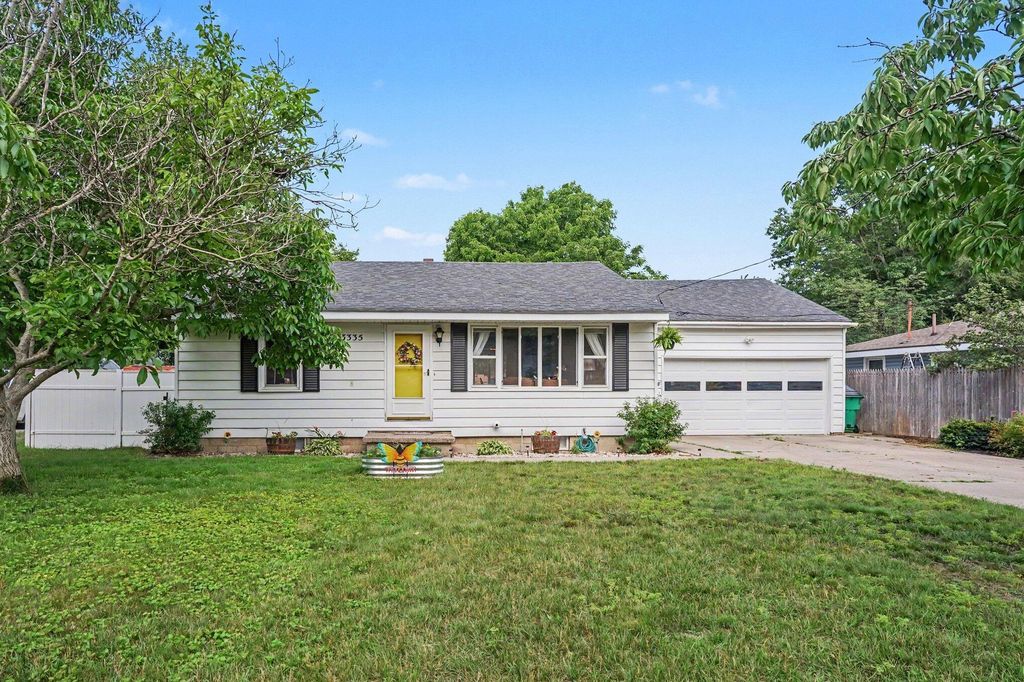 3335 Raffie Street, Fruitport charter township