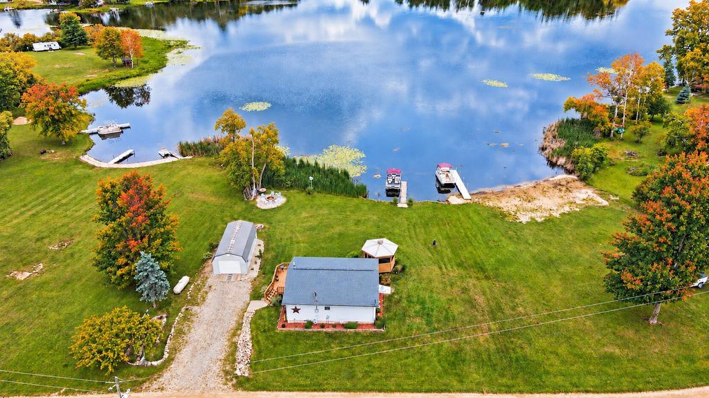 3452 W Lake Drive, Sears