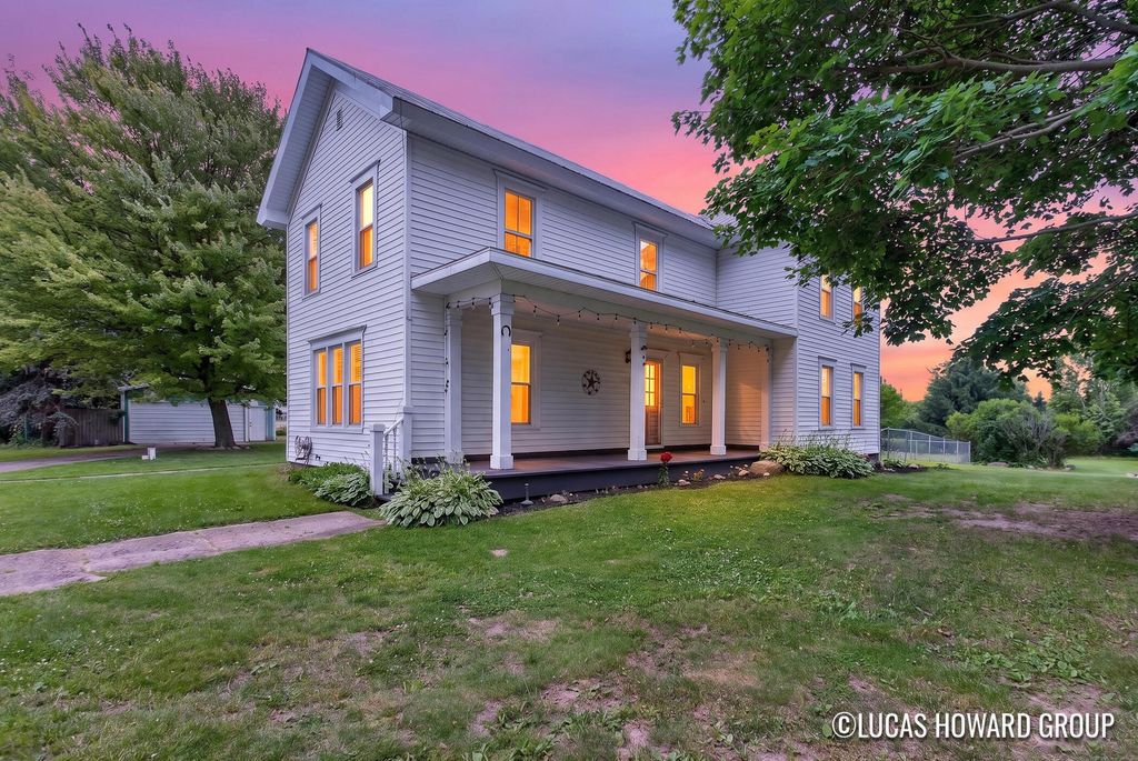 6297 Fitzner Road, Eureka township