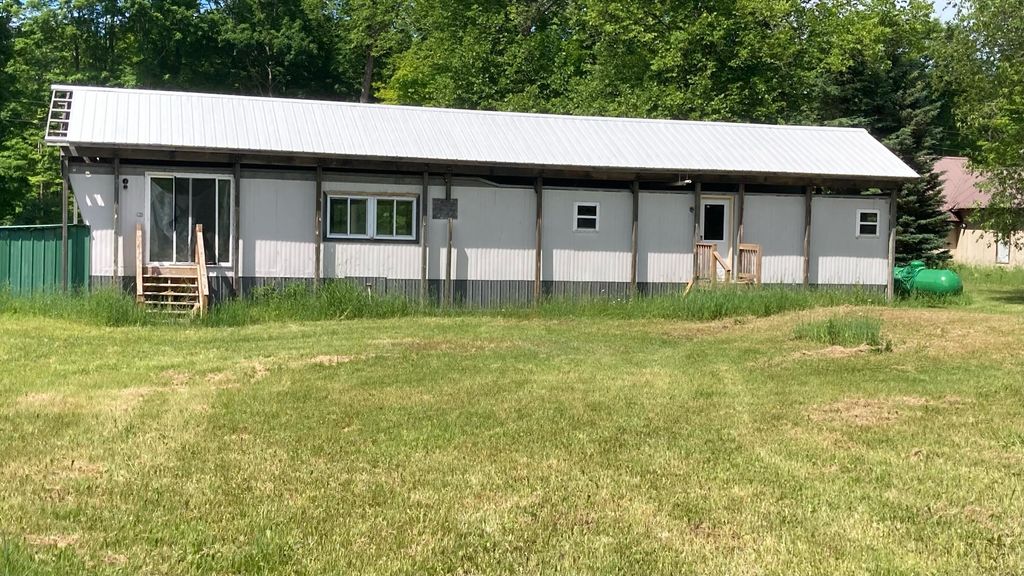 E12349 Olson Road, Munising township