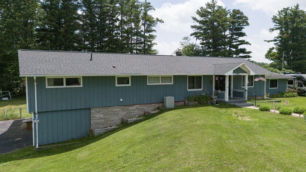 55081 Buckhorn Road, Park township