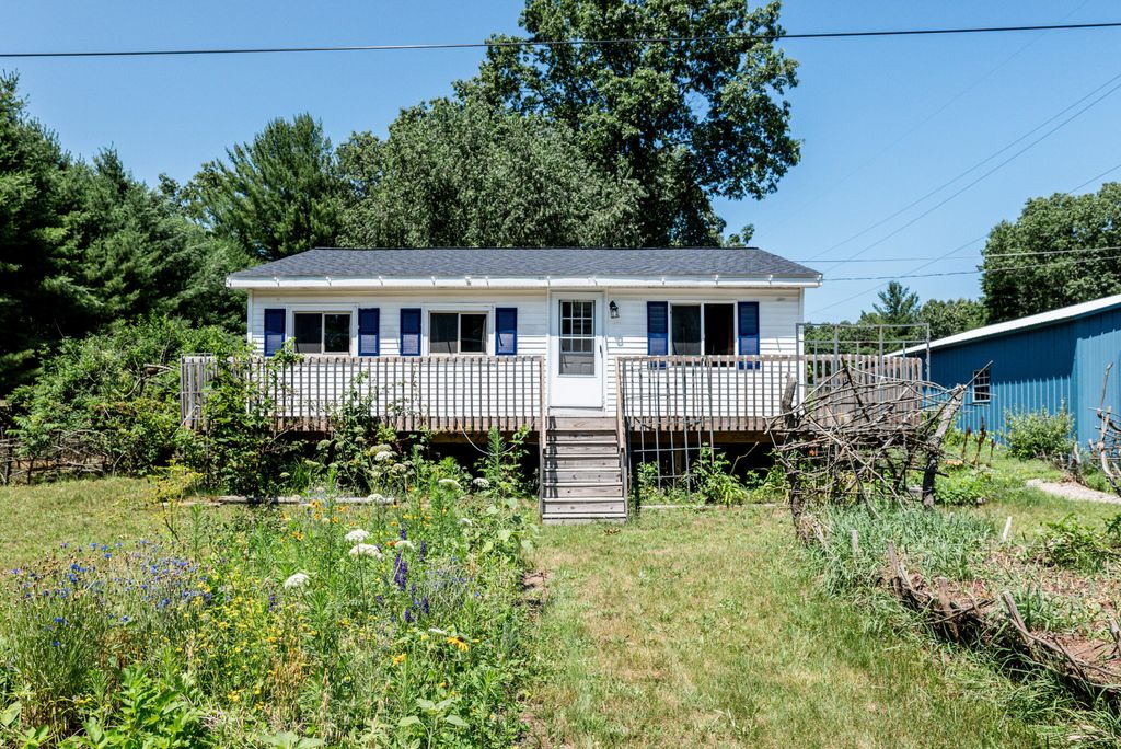 11264 Keller Road, Orangeville township