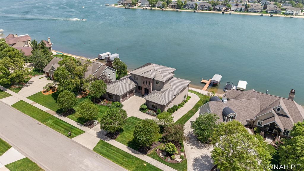 5714 Nelson Drive, Georgetown charter township