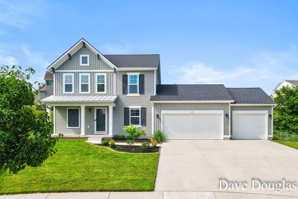 237 Young Court, Rockford city