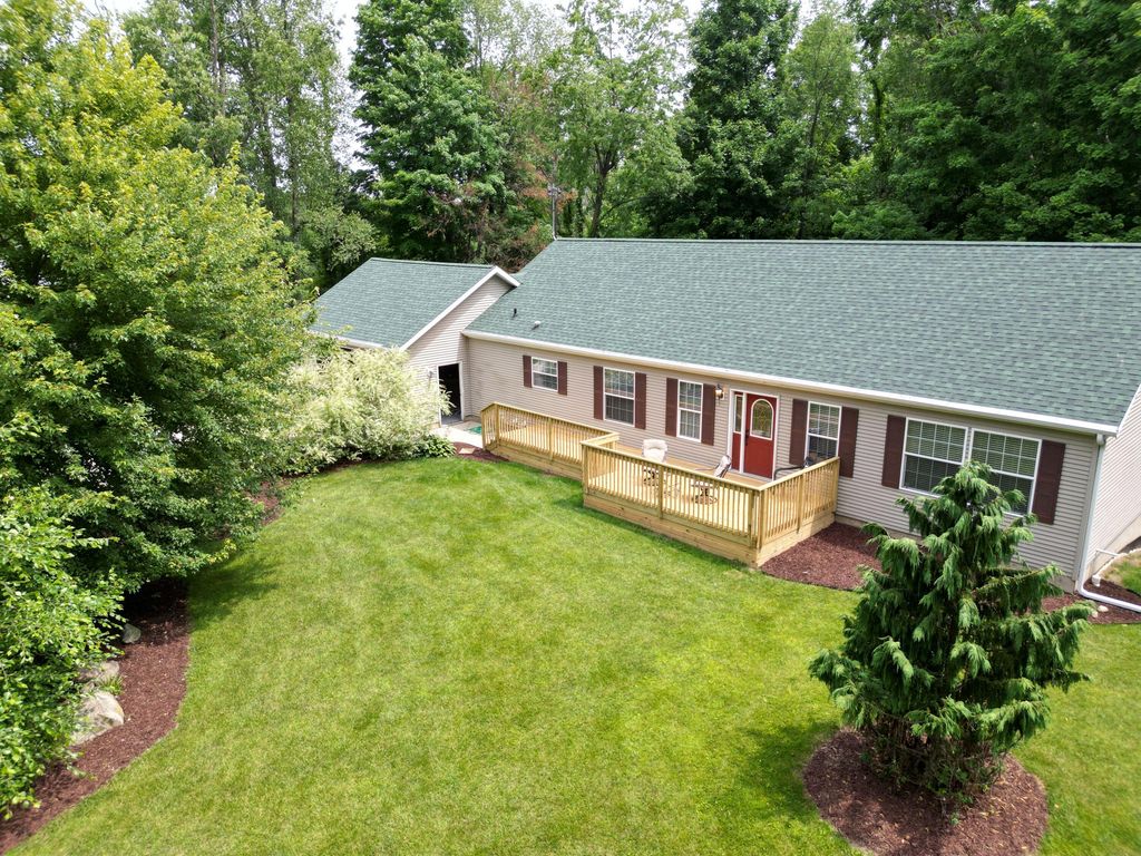 5441 Crooked Crk Road, Berlin township