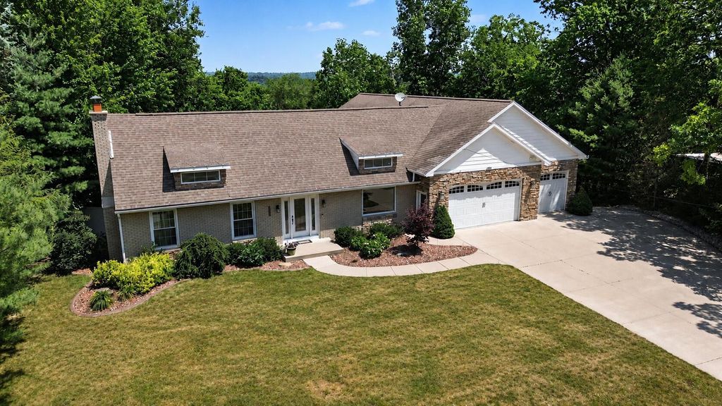 4994 Bluff Drive Ne, Plainfield charter township