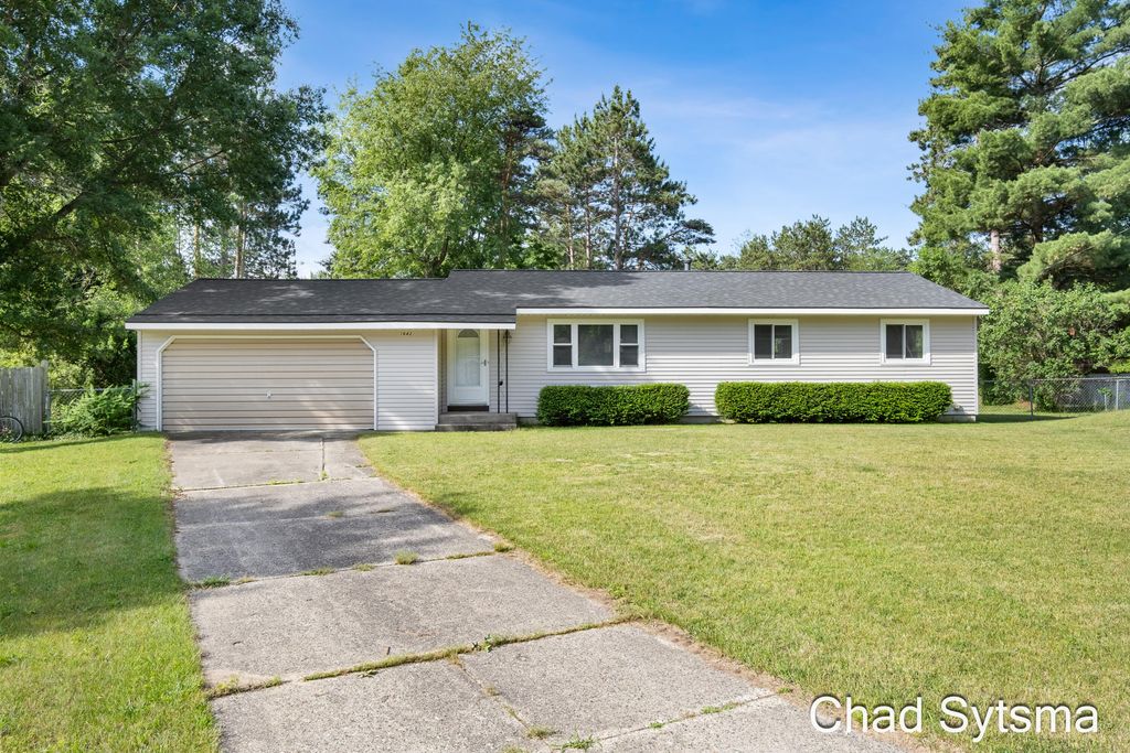 1643 Stonewood Drive Se, Lowell charter township