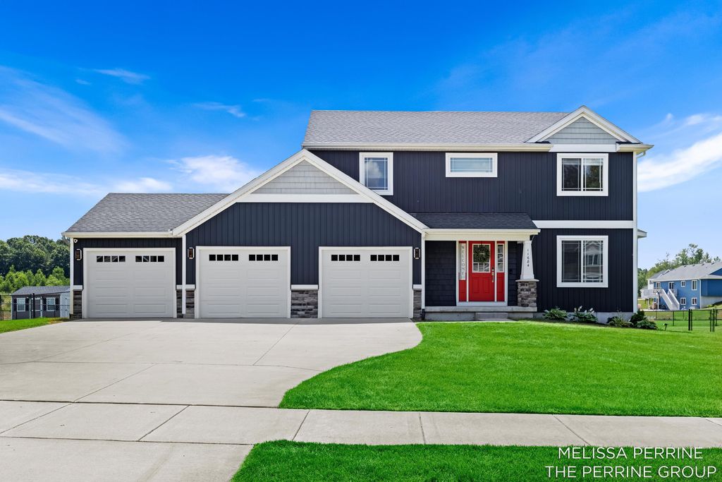 11684 Ridge Water Drive Ne, Algoma township