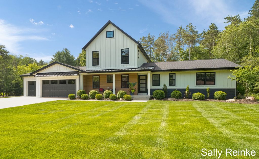 8548 Conservation Street Ne, Ada township