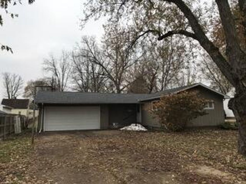 511 W Berry Avenue, Lansing city