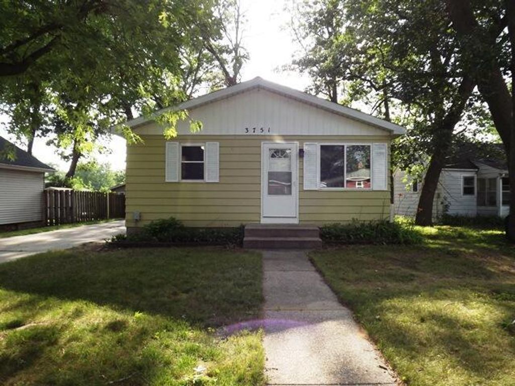 3751 Michael Avenue Sw, Wyoming city