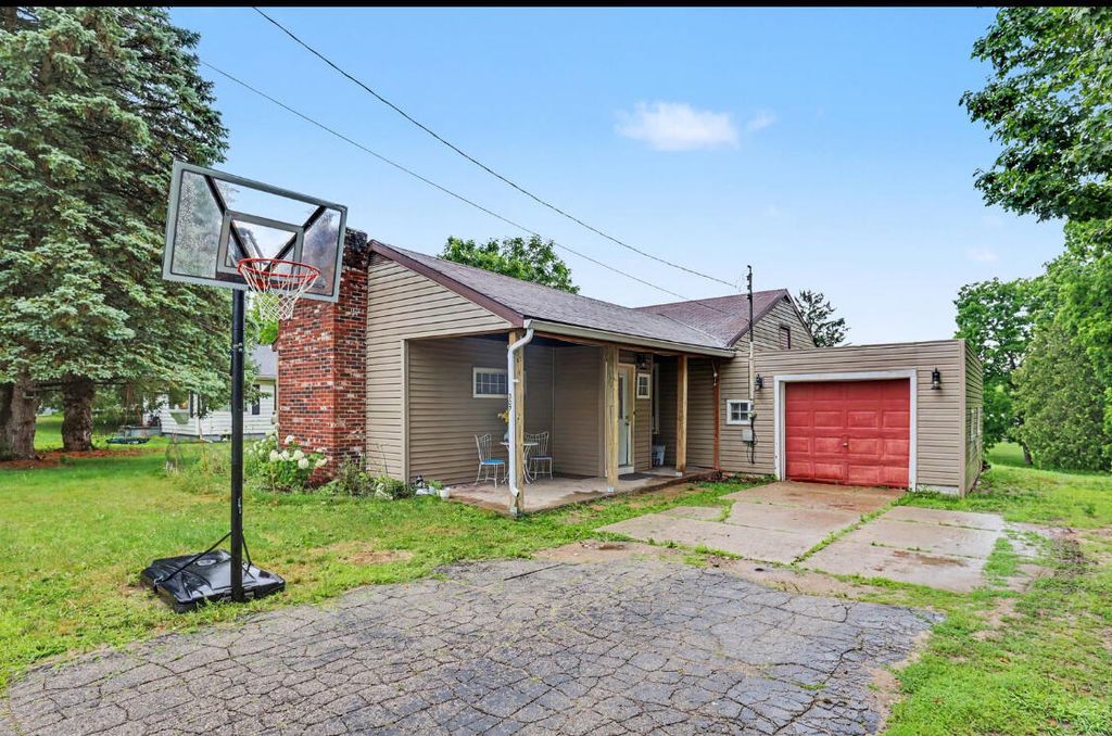 307 N Court Street, Stanton city