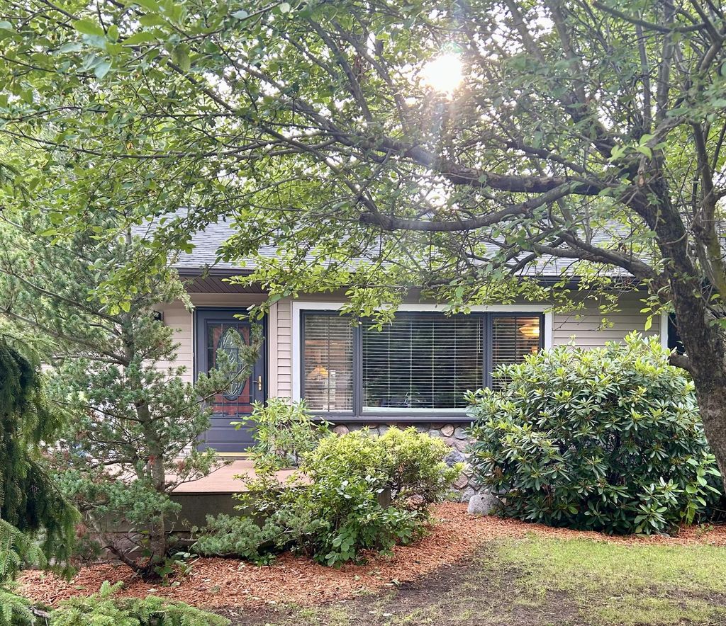 1615 Havenga Street, Laketon township