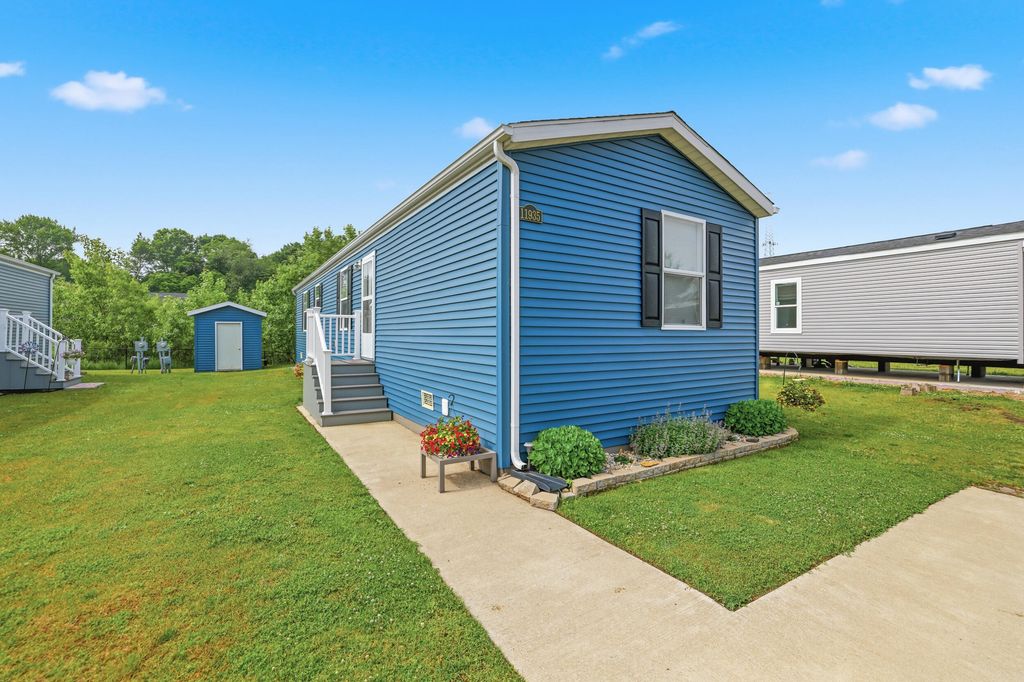 11935 Farmview, Orangeville township