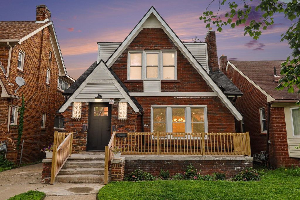 17152 Roselawn Street, Detroit city