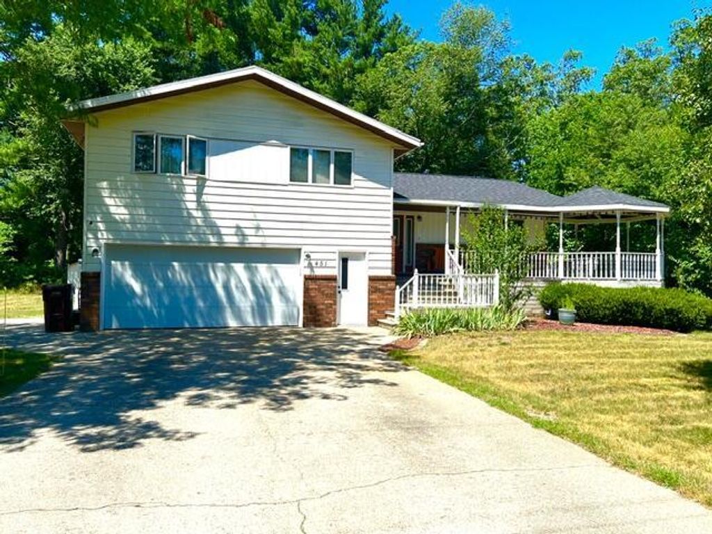 451 S Dangl Road, Muskegon charter township