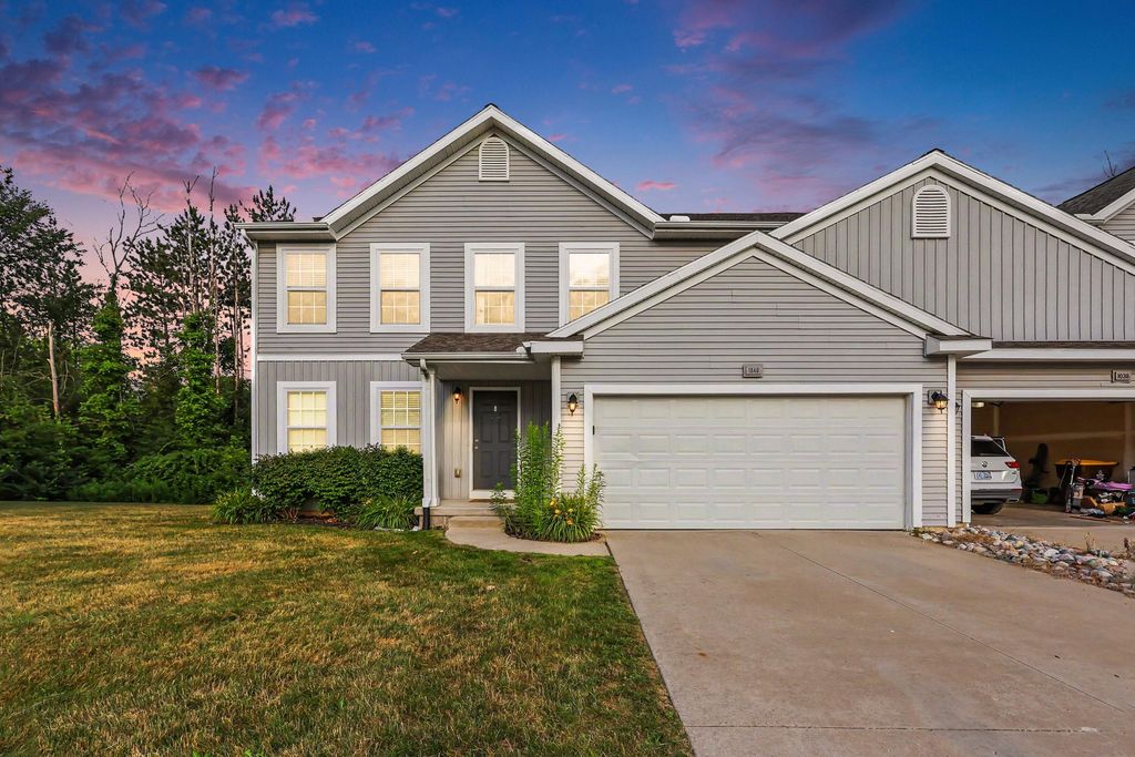 1040 Broken Ridge Drive, Delta charter township
