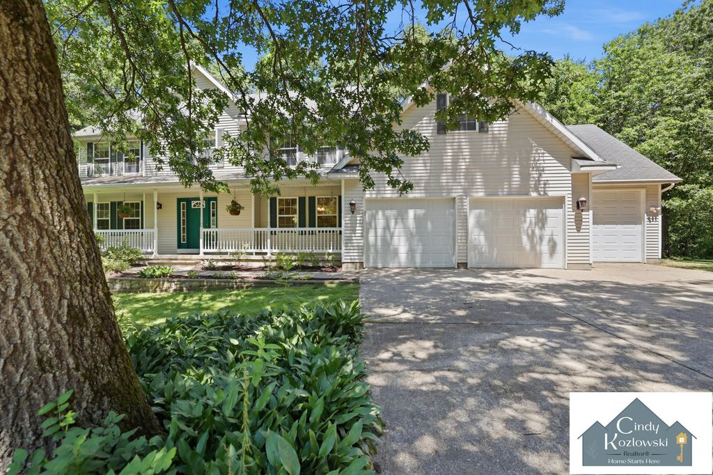 4959 Brookestone Drive Ne, Courtland township
