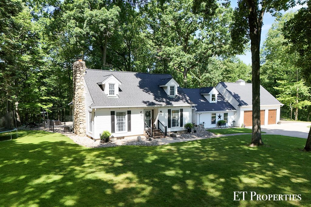 6645 Checkerberry Lane Ne, Plainfield charter township