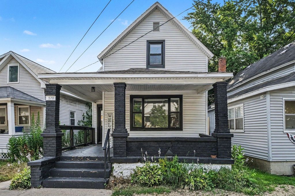 570 Valley Avenue Nw, Grand Rapids city