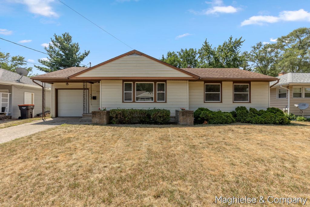 4431 Burgis Avenue Se, Kentwood city