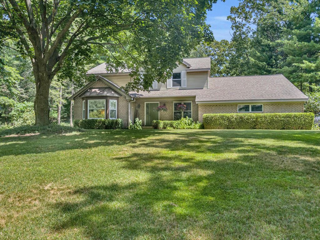 1800 Mont Rue Drive Se, Cascade charter township