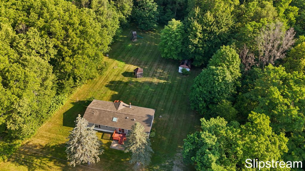5705 E Riverside Drive, Unknown City