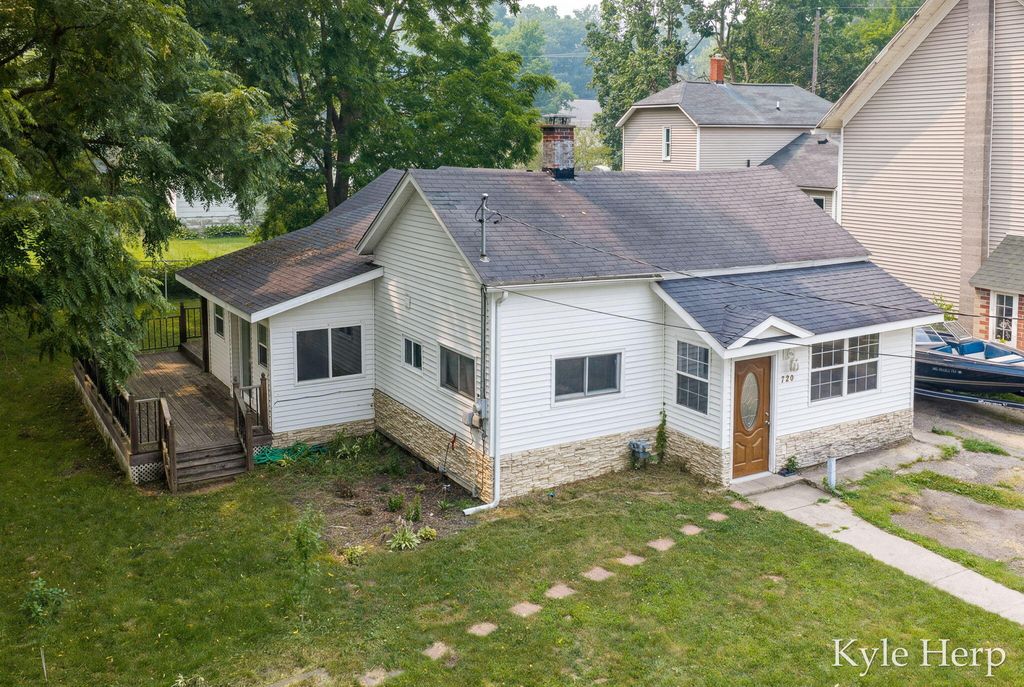 720 N Boltwood Street, Hastings city