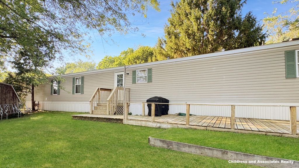 12851 Charles Drive, Yankee Springs township