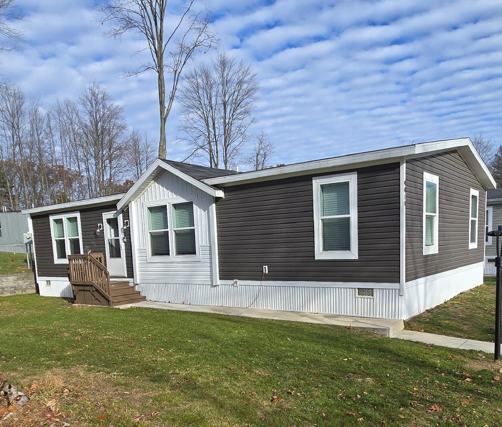 4419 Mosswood Drive Ne, Plainfield charter township