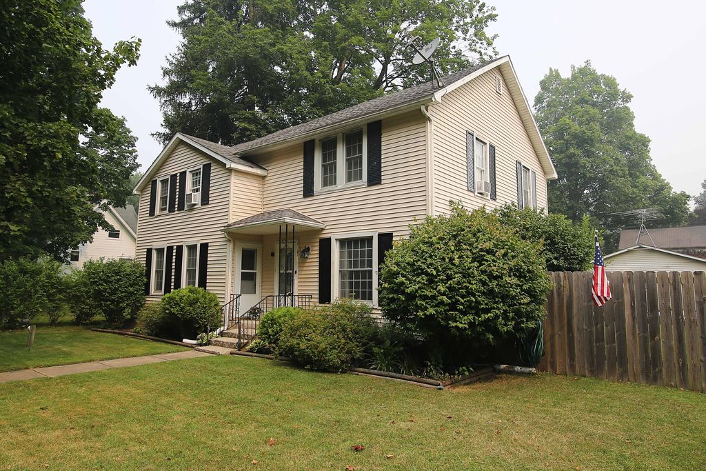 158 W Read Street, Marcellus village