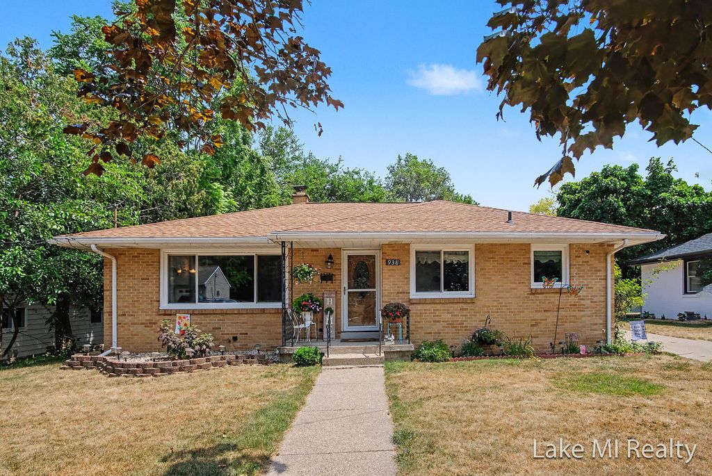 938 Calvary Avenue Nw, Grand Rapids city
