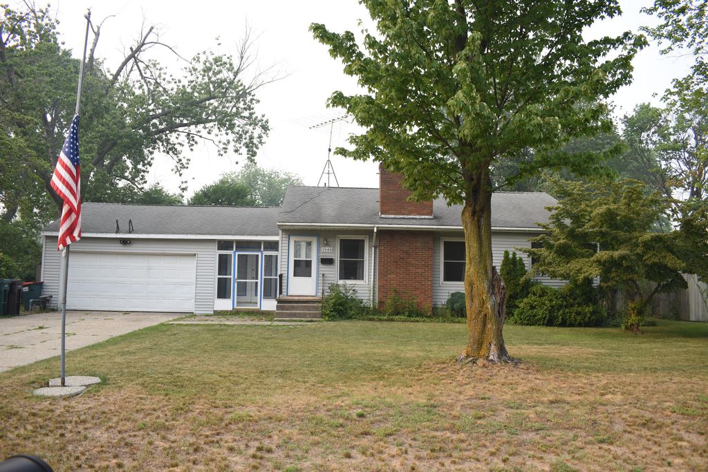 1948 Lawnel Avenue, Norton Shores city