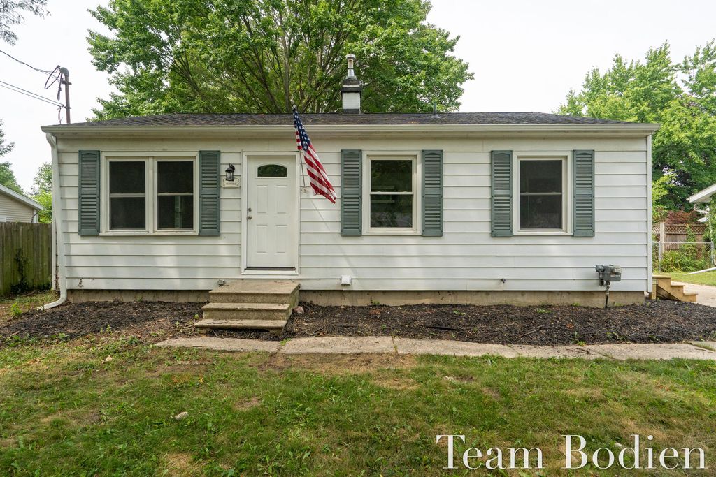 5526 Bedford Street, Portage city