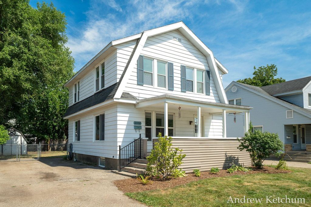 2402 Lamar Avenue Sw, Wyoming city