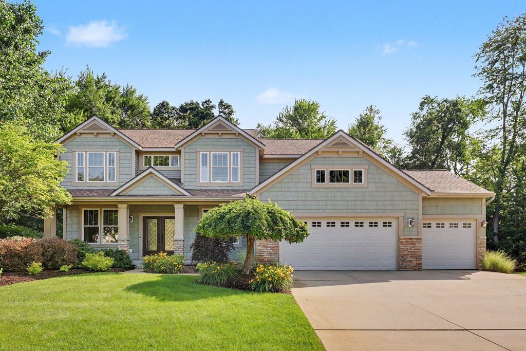 7342 Silver Meadow Drive Ne, Cannon township