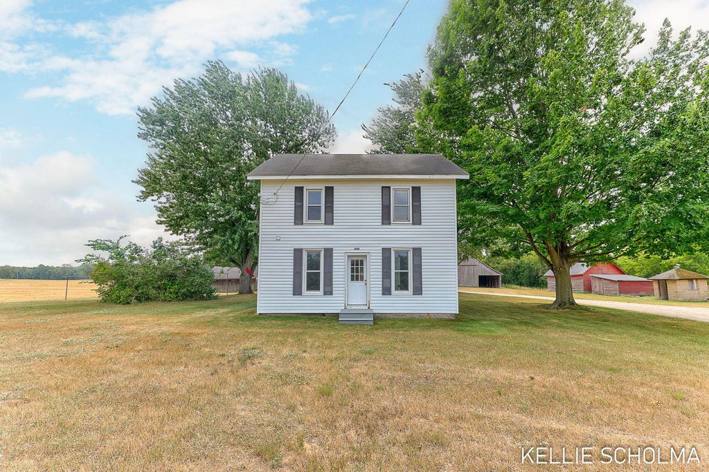 9448 Pierce Street, Allendale charter township