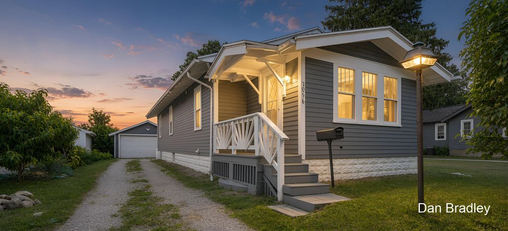 3056 Effie Place Ne, Grand Rapids city