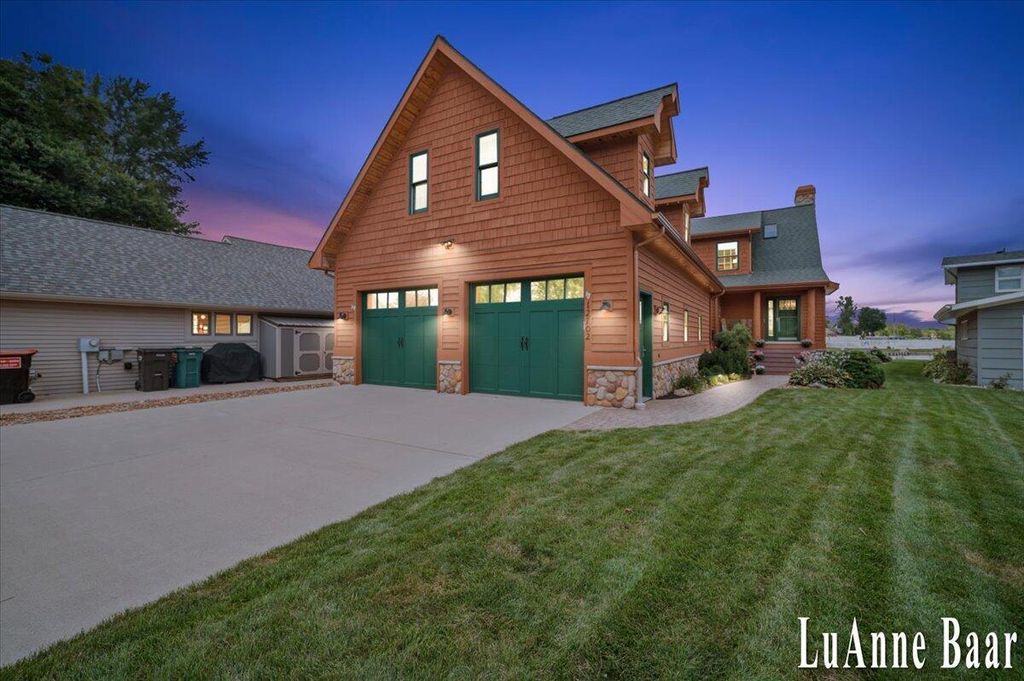 12702 Park Drive, Yankee Springs township