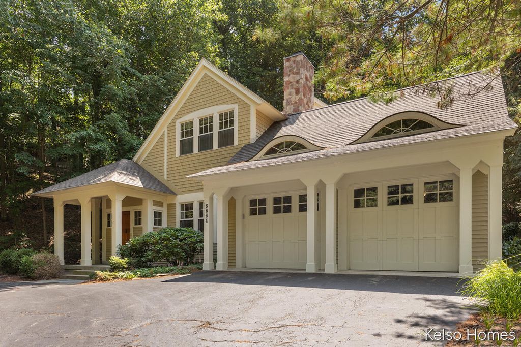 6664 Scenic Shores Drive, Holland