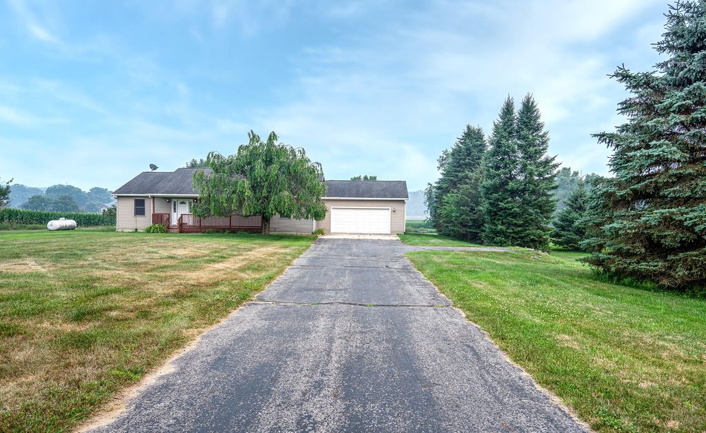 5967 Nichols Road, Mason city