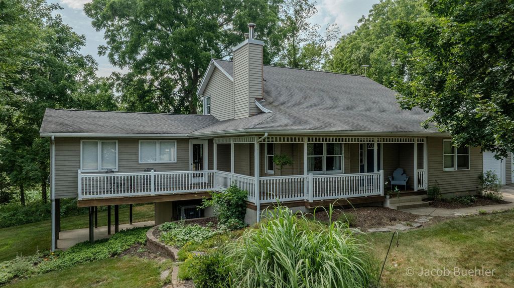 6477 Usborne Road, Carlton township