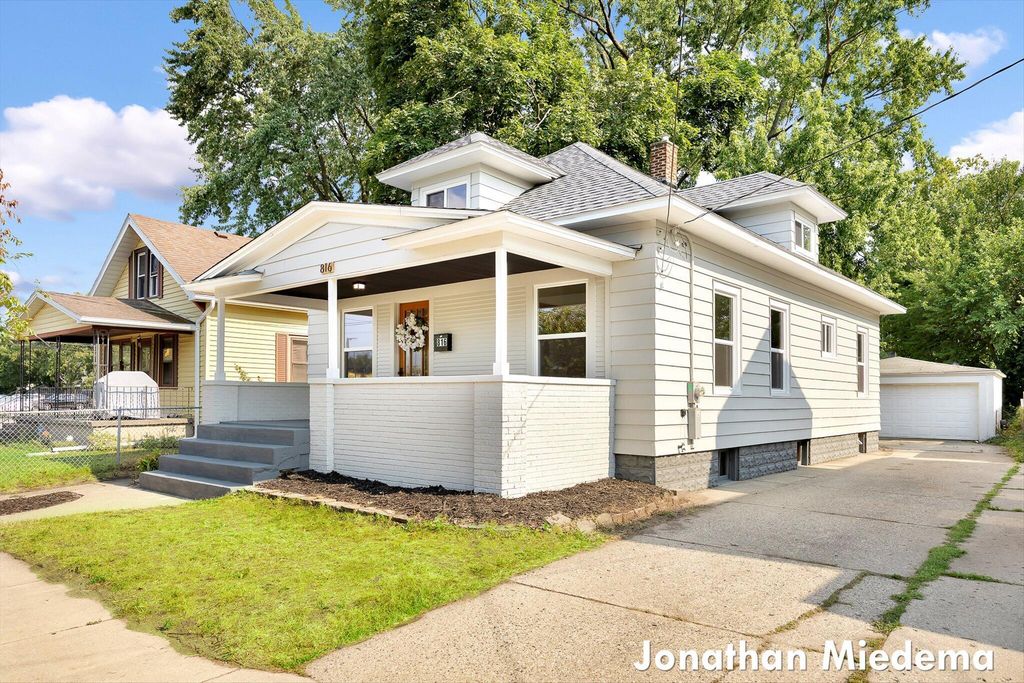 816 Richmond Street Nw, Grand Rapids city