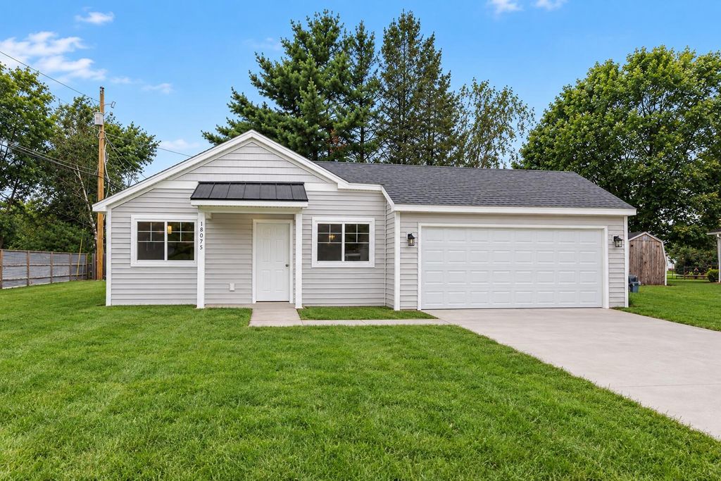 18075 Shamrock Boulevard, Green charter township