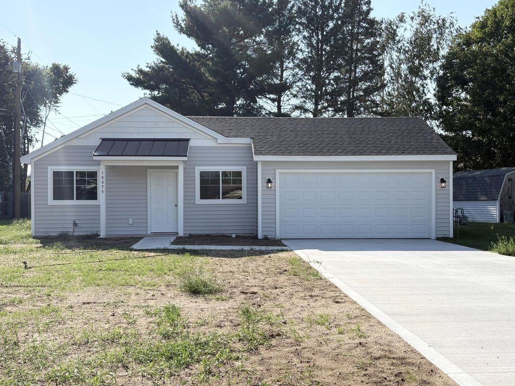 18075 Shamrock Boulevard, Green charter township