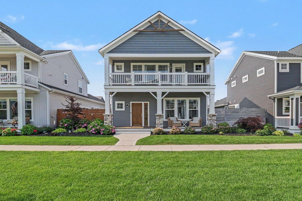 402 W Leland Drive, Whitehall city