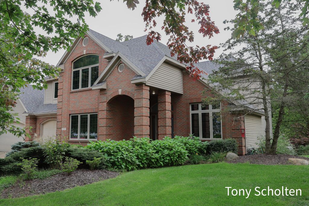 6054 Summerhill Drive, Georgetown charter township